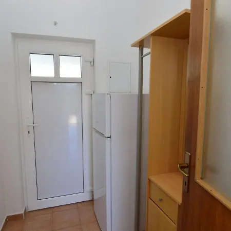 Apartman Buda-2 By Interhome Basina